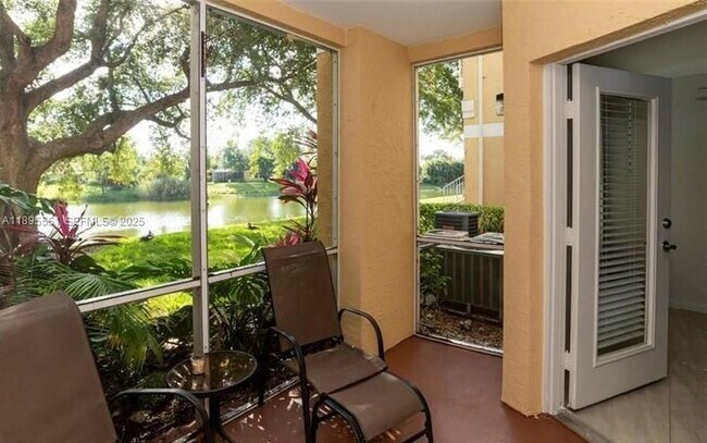 Photo - 2321 NW 33rd St Unidad 203