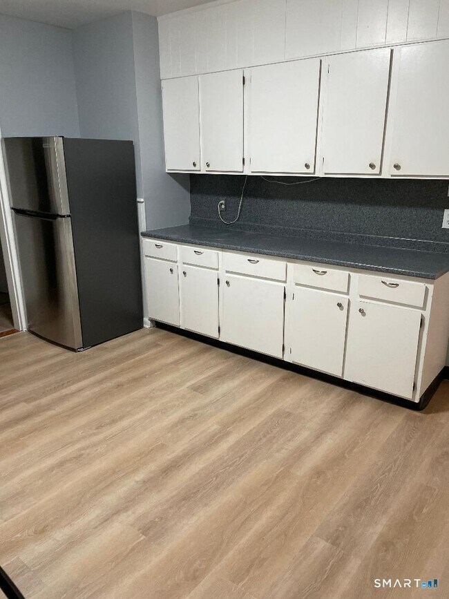 Photo - 19 Woodland St