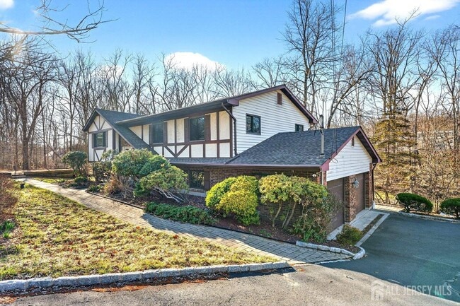 Photo - 2289 Brookside Dr