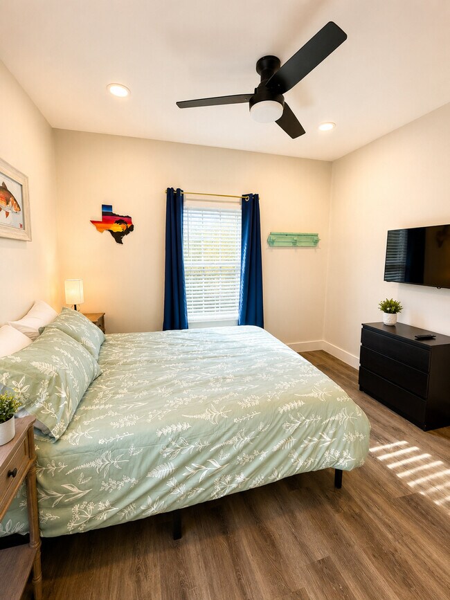 107 N Commercial St Unit SI FL1-ID1579506P