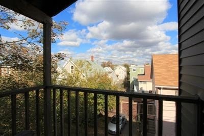 Building Photo - 53 Hinckley St Unit 3