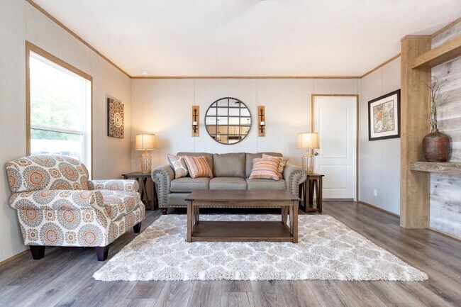 Photo - 800 King Richard Dr