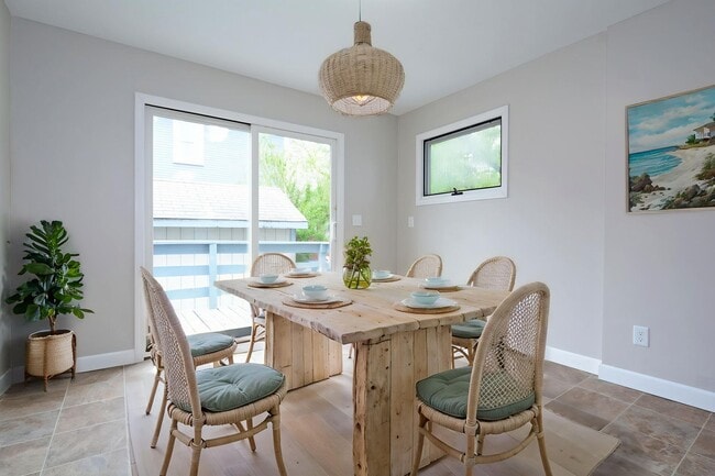Photo - Beautiful 3-Bed 1.5-Bath Home Available Now in St. Paul!