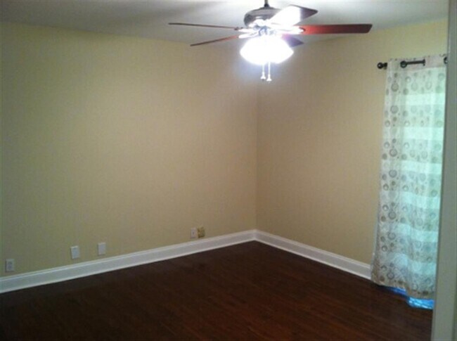 Photo - Bellevue Townhome