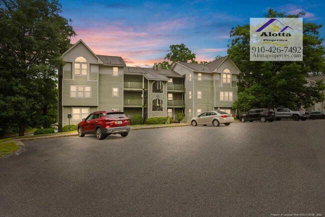 Photo - 6804 Willowbrook Dr