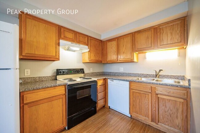 Photo - 511 Elsmere St