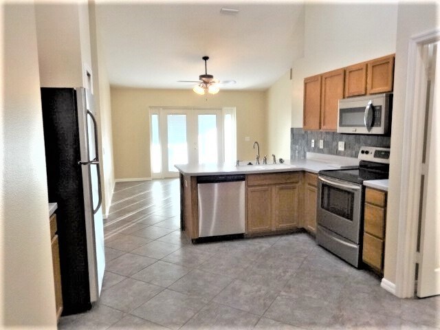 Photo - 12826 Lake Vista Dr