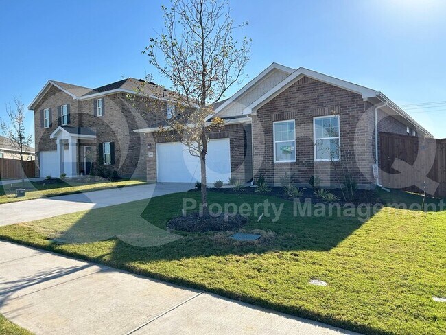 Photo - 1806 McCree St