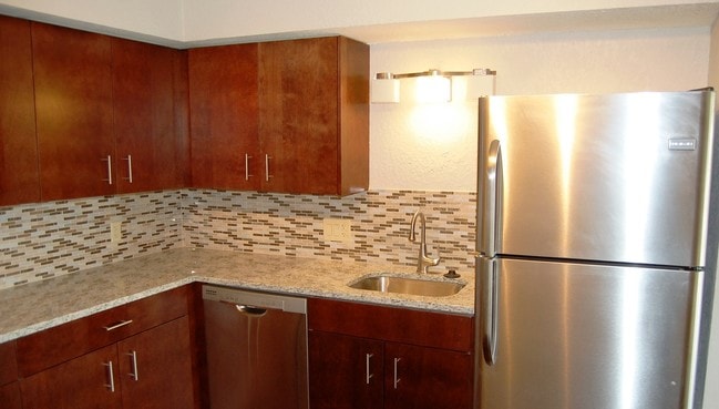 Kitchen - Phog at Bar Med Center