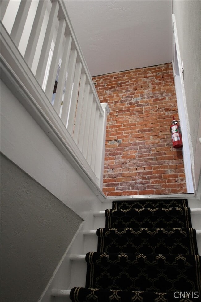 Photo - 272 State St