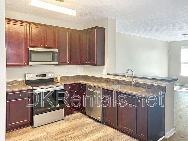 Room in Townhome on High Park Ln