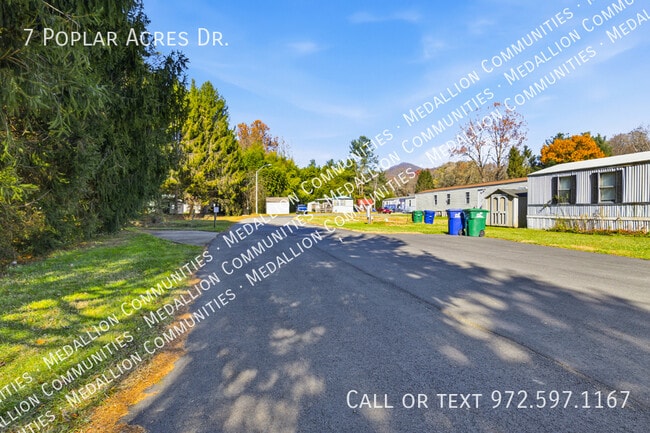 Photo - 7 Poplar Acrs Dr