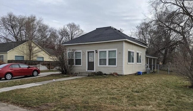 Photo - 1695 W Targee St Casa