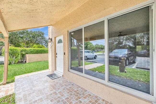 Photo - 4299 Coral Springs Dr