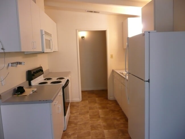 Photo - 1205 Duke Dr