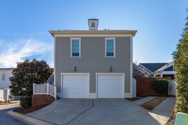 Photo - 32 Hillcrest Ave NW Unidad B