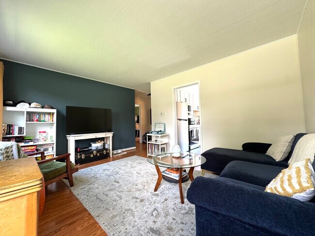 Photo - 61 Trowbridge Ln Unit 61