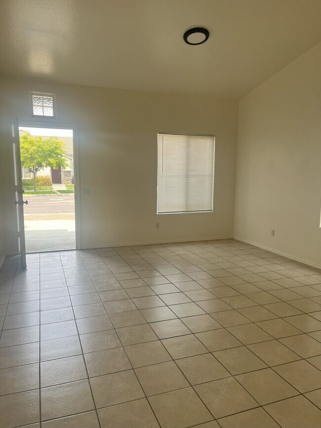 Photo - Spacious 4 Bedroom, 2 Bathroom Home | Avai...