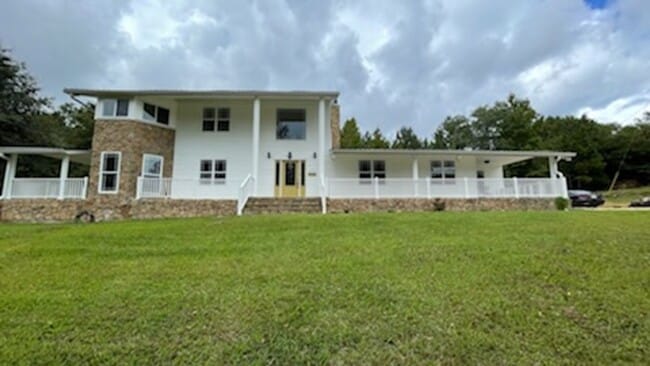 Building Photo - 179 Parker Ln Rental