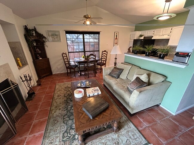 Building Photo - 5913 Lake Hubbard Pky Unit 228