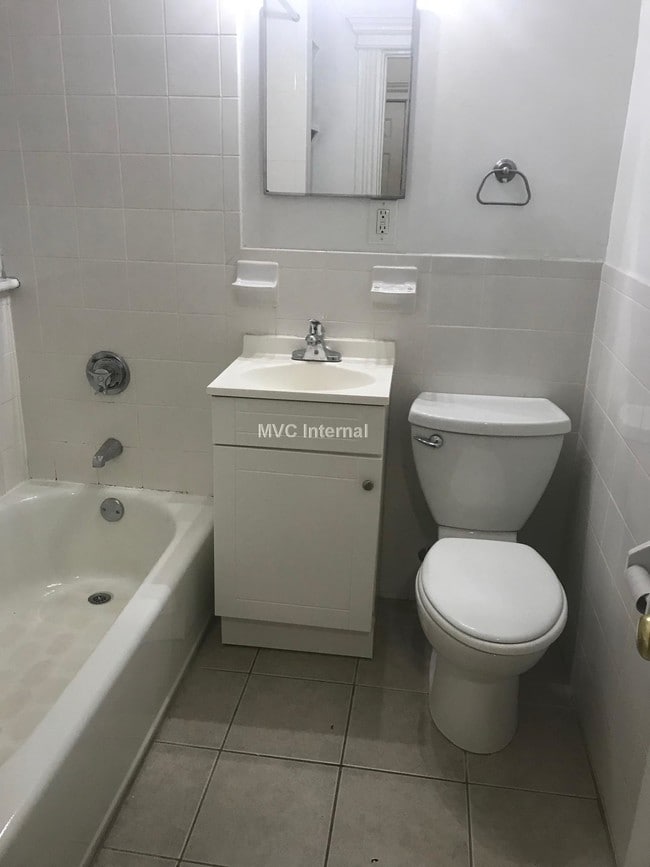 Building Photo - 1298 Commonwealth Avenue Unit 7 Rental