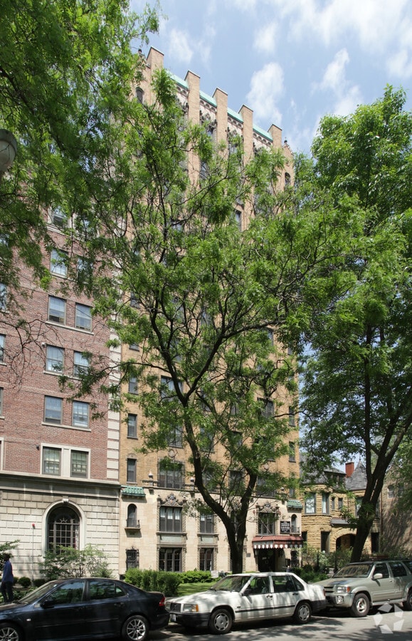 Photo - Poinsettia Apartments