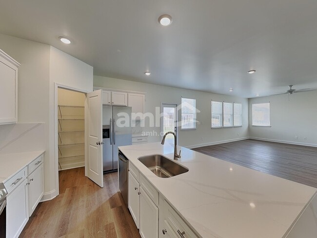 Photo - 3622 Creek View Cir