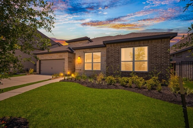 Photo - 31051 Sun Vly Dr
