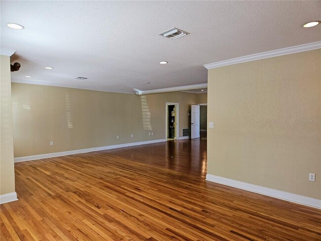 Photo - 124 Giralda Blvd NE