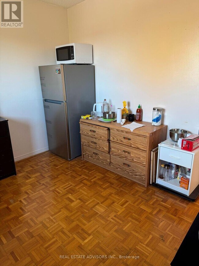 Photo - 103 Belmont Crescent