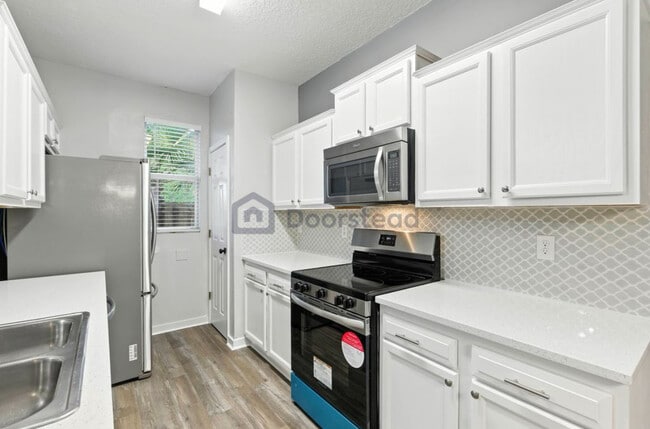 Building Photo - 74 Moultrie Village Ln Rental