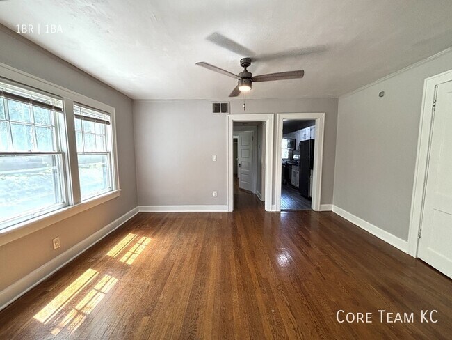 Photo - 103 W 51st St Unit 103-2E