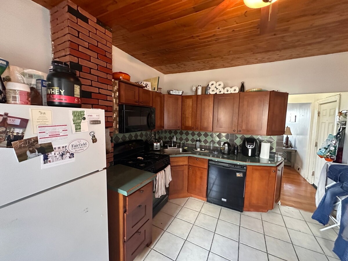 Photo - 63 I St Unit 3