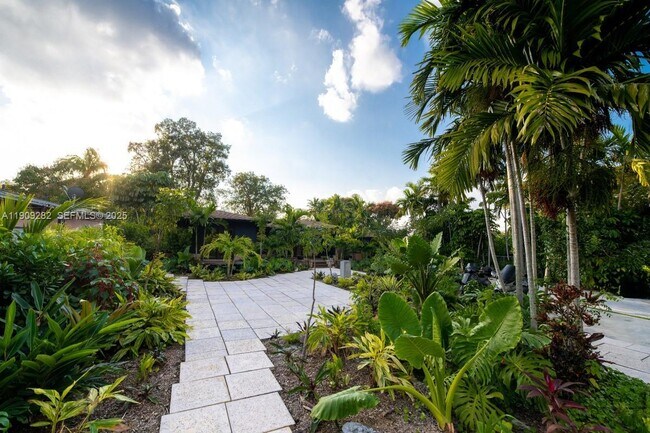 Photo - 12330 Griffing Blvd