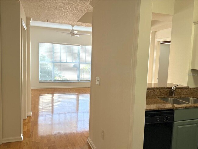 Photo - 800 S Dakota Ave Unit 332