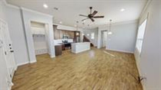 Photo - 311 Fairway Dr