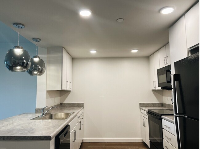 The Loop Kitchen - The Loop at Mattapan Station