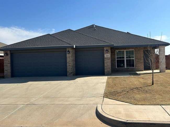 Building Photo - 4 Bed 3 bath 3 Car-Garage-Solar Panels-Move In Ready! Frenship ISD