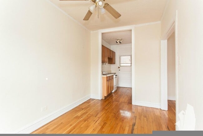 624 W Cornelia Ave Unit 1BD