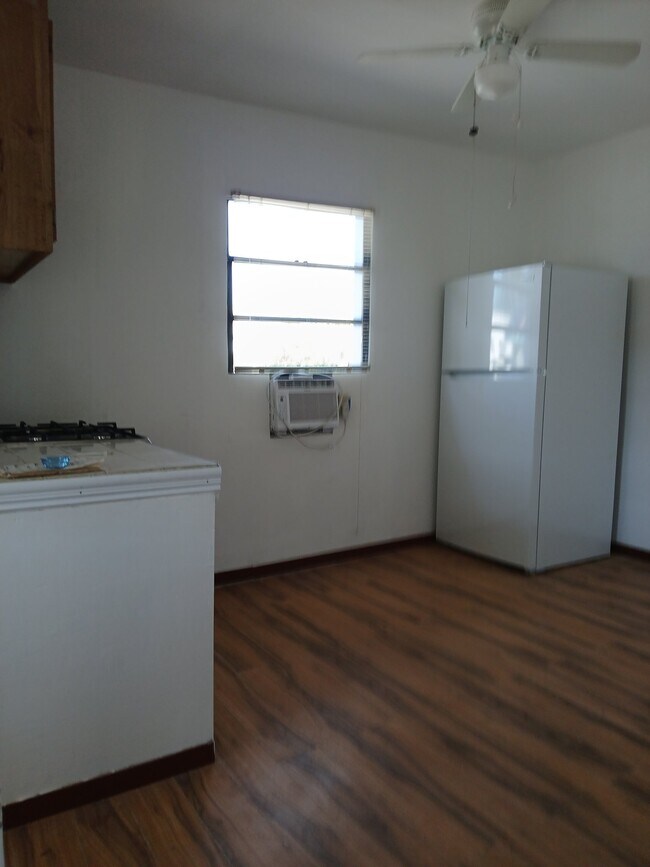 Photo - 850 Nottingham Blvd Unidad 1