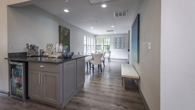 Photo - Eclipse Apartments