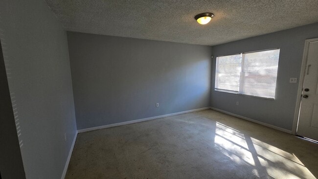 Photo - 3BR / 1BA Rental Home – Fresh Updates – Leesburg