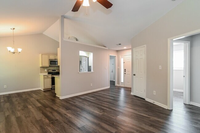 Photo - 2009 Briarberry Ln