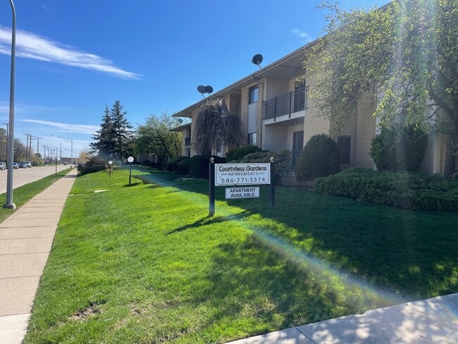 Courtview Garden Apartments - Courtview Garden Apartments