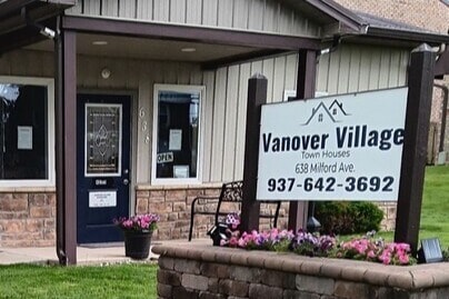 Vanover Village Townhouses - Vanover Village Townhouses