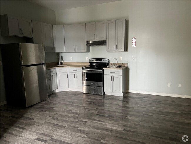 Building Photo - 59-61-61 North St Unit 3D Rental