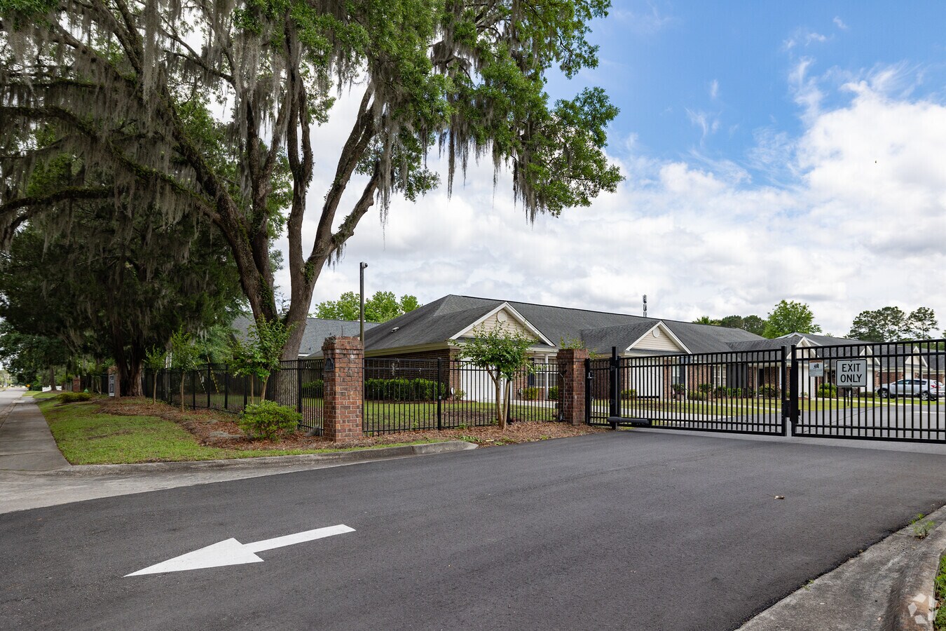 Photo - Mohawk Trail