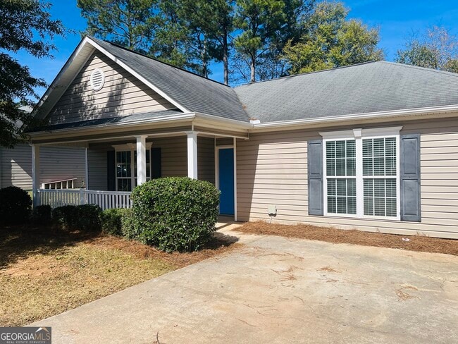 Photo - 313 Baileys Way