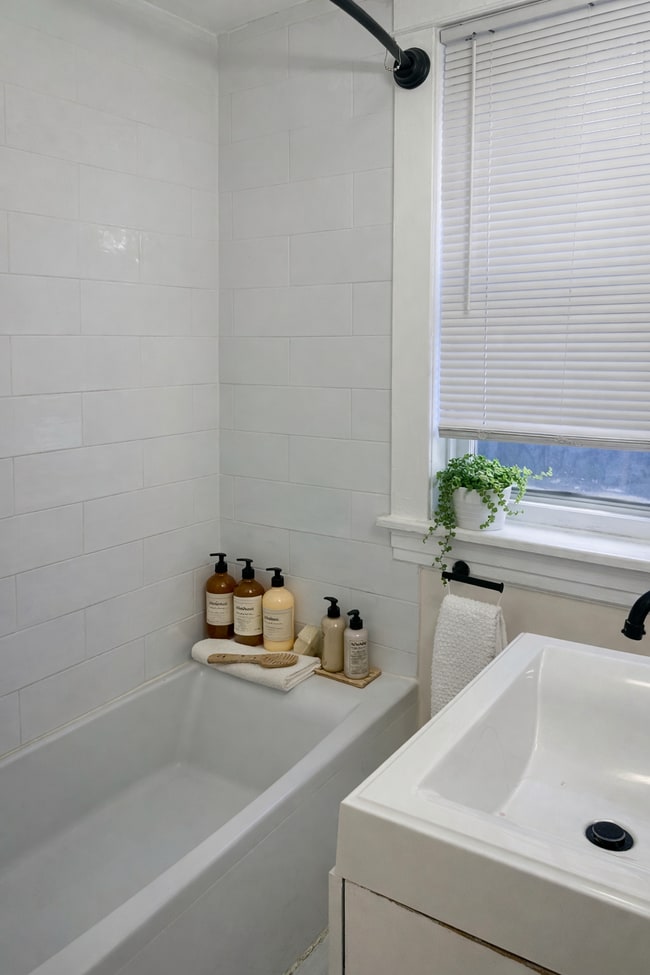 Photo for reference only. This is a semi-furnished unit only. Please click more to see actual photos - 2224 Miami St Unit 1