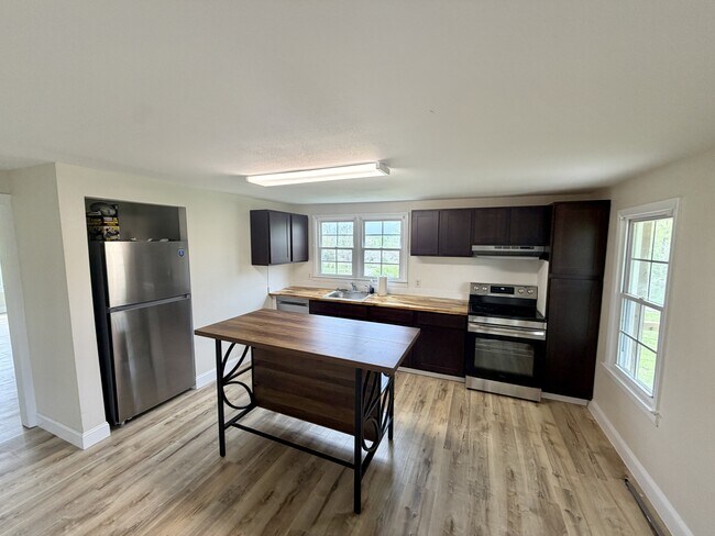 Photo - 191 Old Hwy 70